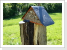 Nisthilfe für Wildbienen Nisthilfe für Wildbienen